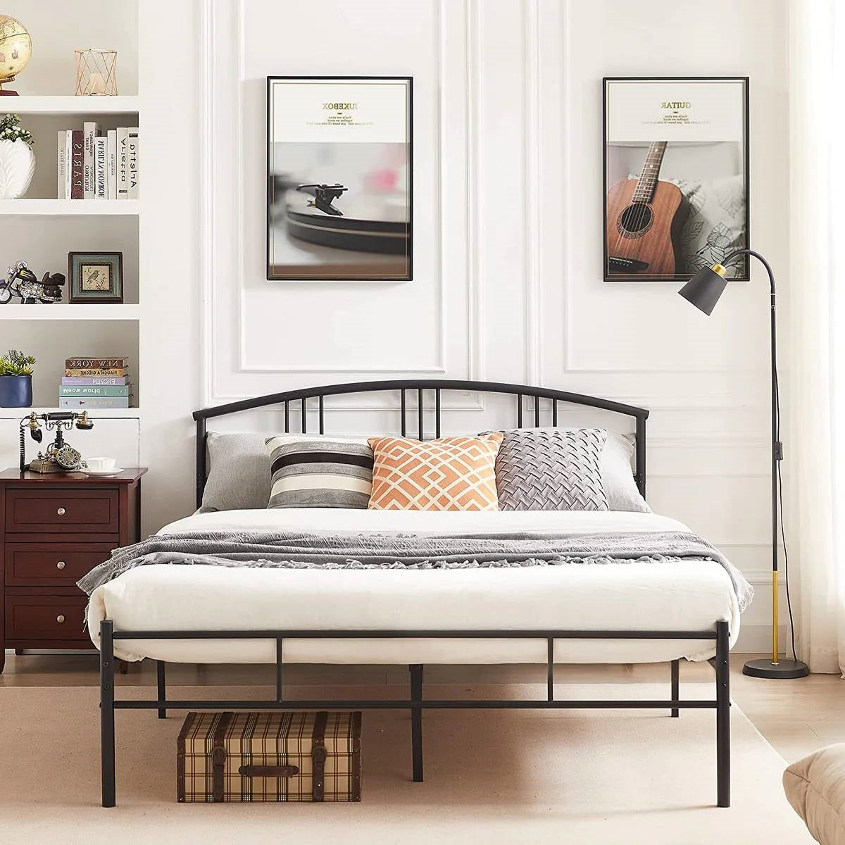 Queen size Black Metal Platform Bed Frame with Arched Headboard-0